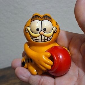 Vintage Rare 1981 Garfield Pocket Gum Ball Dispenser Figurine